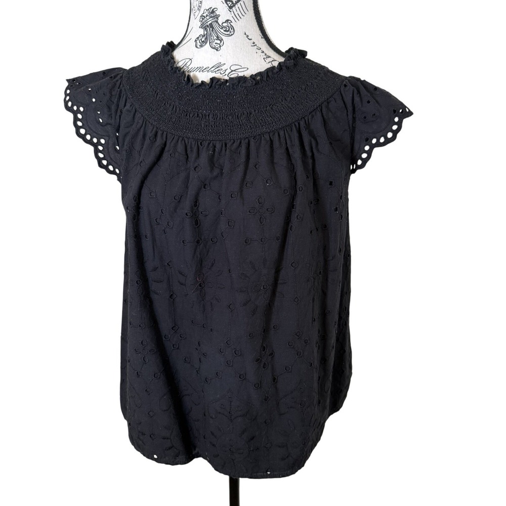 loft tops women size M Black floral short sleeve round neck casual